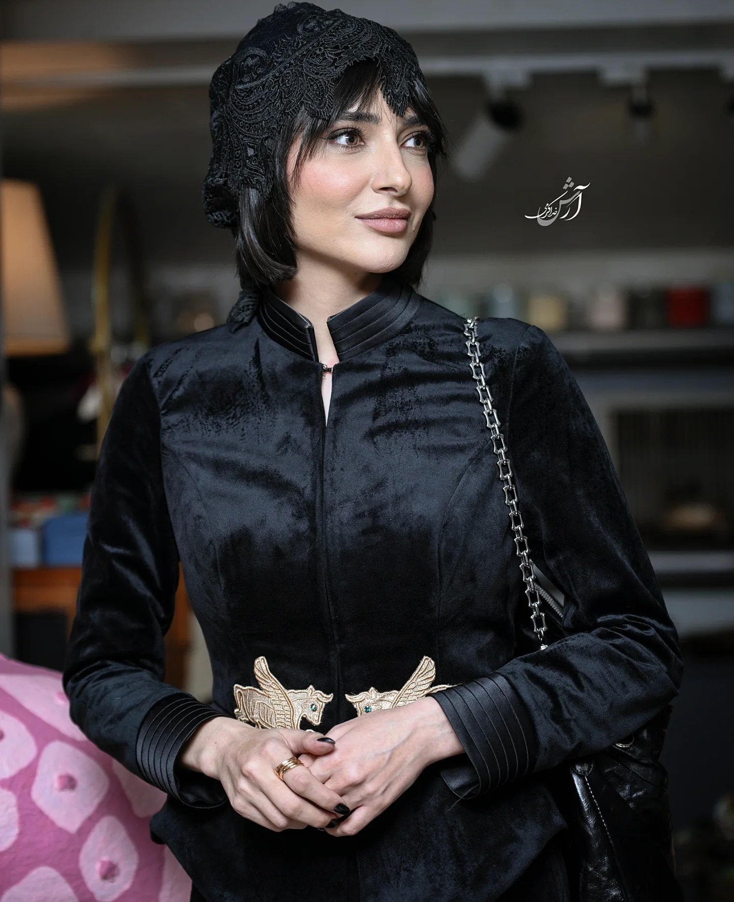 نورا محقق، بازیگر نقش آوا در سریال پرمخاطب شغال